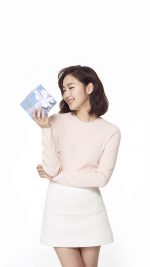 Kpop Goeun Gift Photo Celebrity Cute Smile